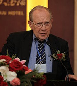 世界308之父伯纳德葛菲教授