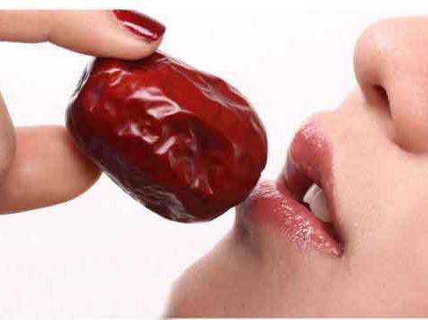 女人吃红枣好处多,那如果患有白癜风呢?