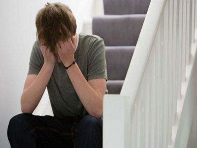 雅安白癜风医生谈初期白癜风症状